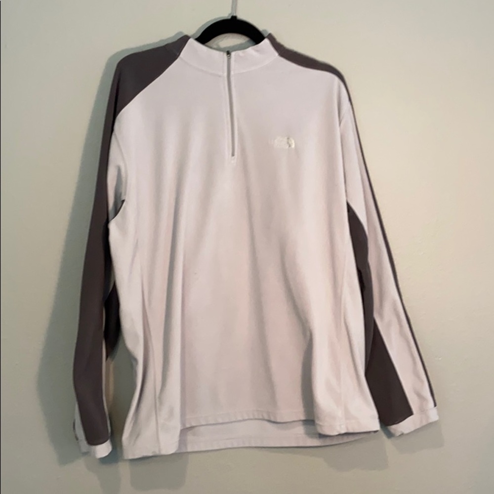 • North Face Zip Pullover •